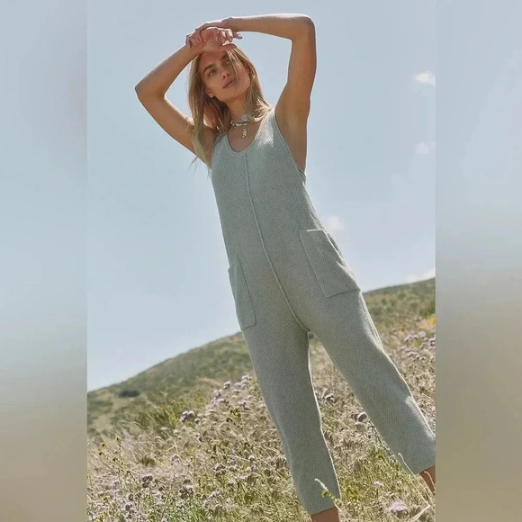 Free People and more Unlisted Inventory Live Show!! - Picture 4 of 16